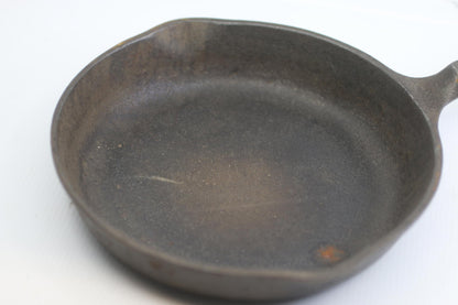 Wagner’s 1891 Original 8 Inch Cast Iron Skillet Frying Pan Made in USA