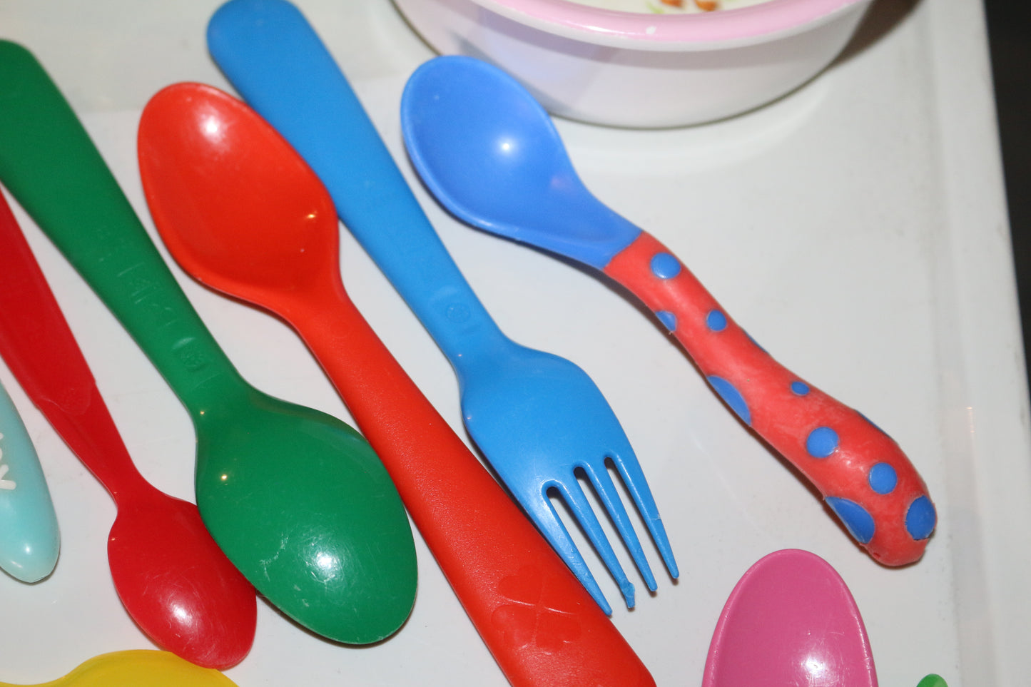 Cutlery huge lot mixed Knives,Forks, Spoons Blue, Green toys for kids & 1 bowl