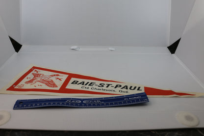 Vintage Souvenir Felt Pennant Baie-St-Paul Cté CHarlevoix QUébec