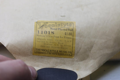 Vocalstyle Player Piano Roll 11018 Maman C'est Pour La France w Box Vintage