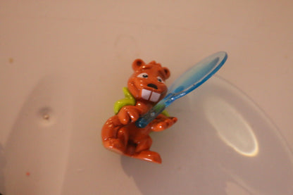 Mini Squirrel With Magnifying Glass - Animal Detective Series (Kinder 2009)