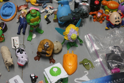 Large Kids Toy Lot Figures, Animals & Accessories Daycare Reseller Friendly Bulk