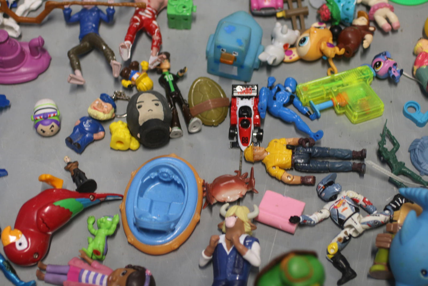 Large Kids Toy Lot Figures, Animals & Accessories Daycare Reseller Friendly Bulk
