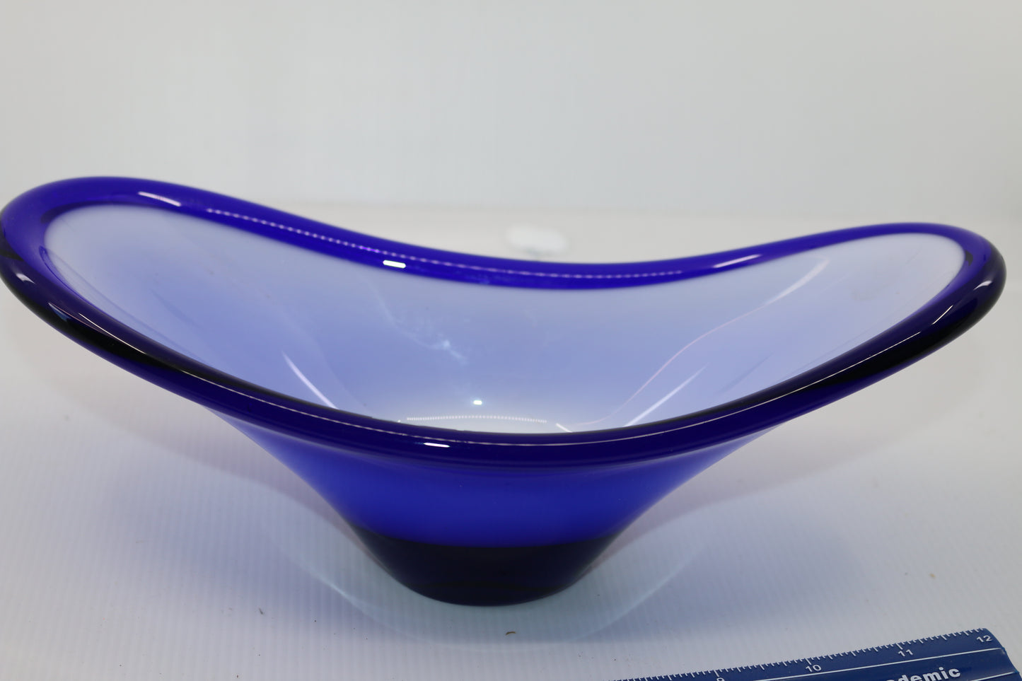 Vintage "Free Form" Blue Glass Bowl Beautiful 10" Art Glass