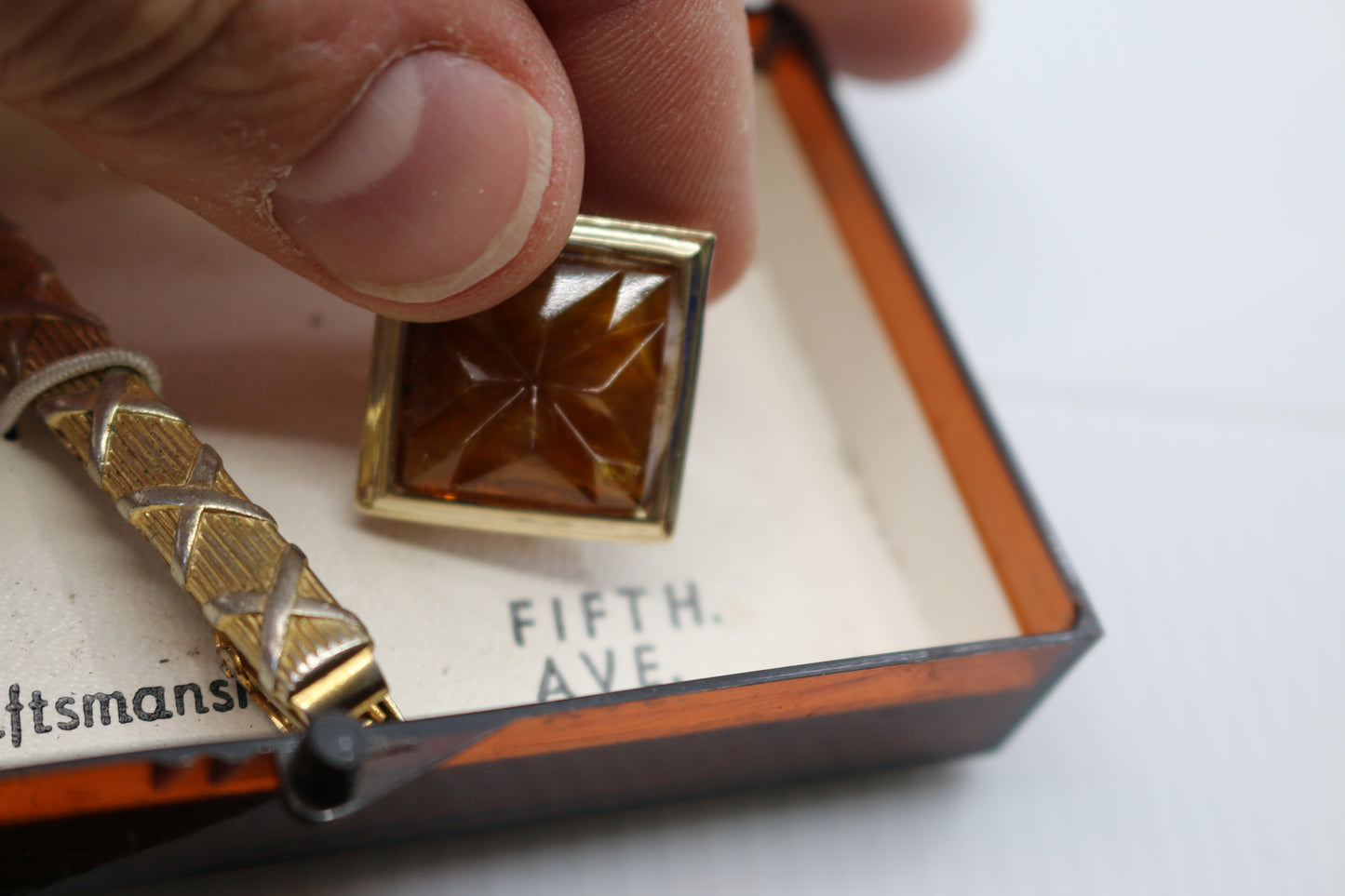 Vintage Fifth Ave. American Craftsmanship Cuff Links & Tie Clip Set Gift Box
