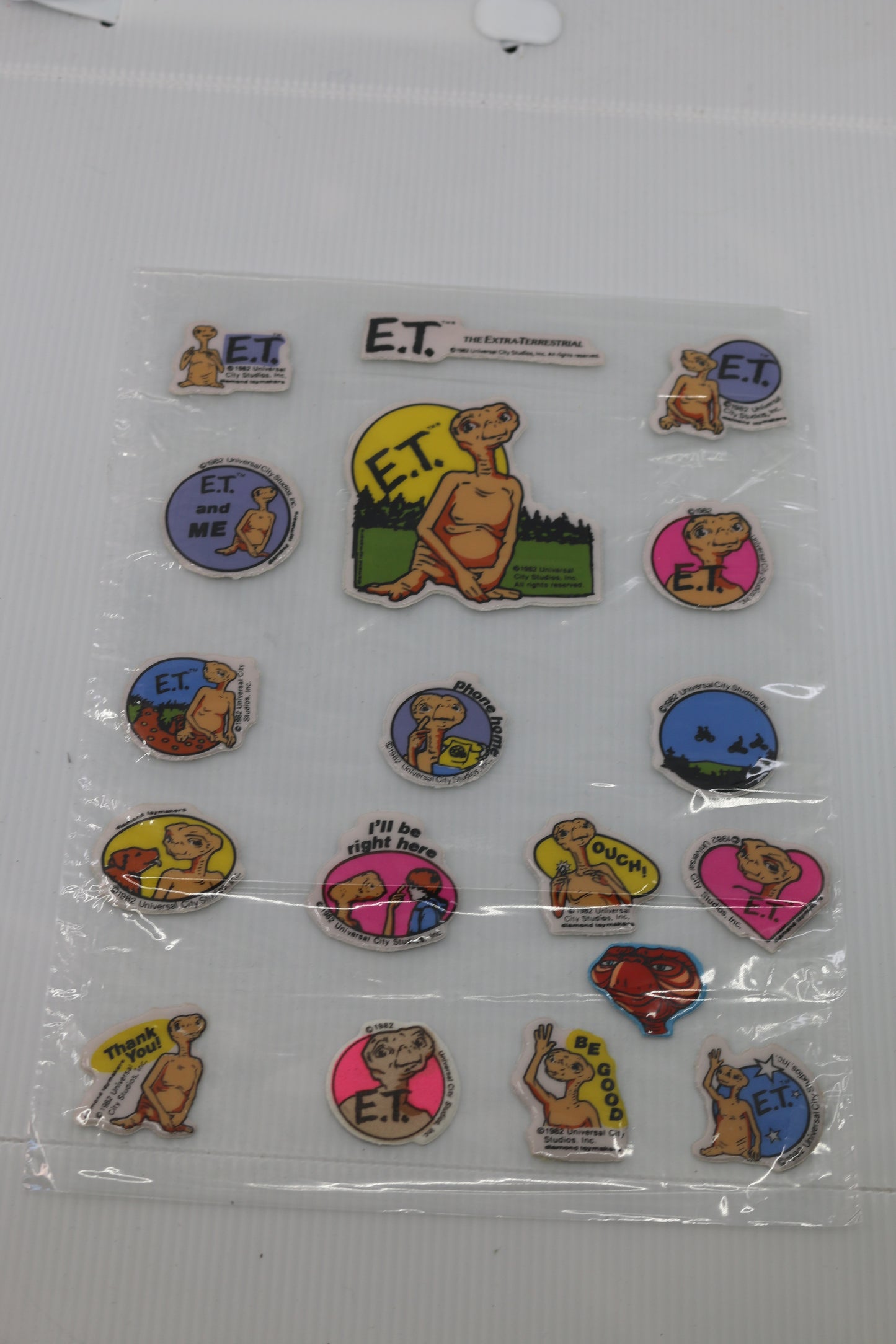 E.T. The Extraterrestrial Movie Set of 17 Character Puffy Stickers 1982