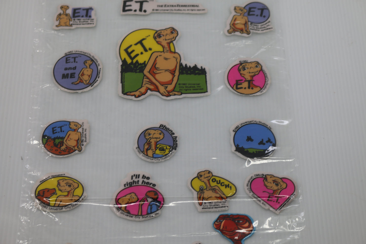 E.T. The Extraterrestrial Movie Set of 17 Character Puffy Stickers 1982