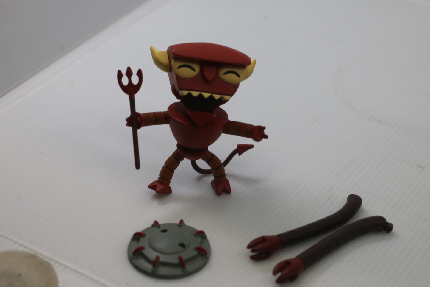 Toynami Futurama Tineez Series 1 Devil Robot Loose! Action figure w/ accessories