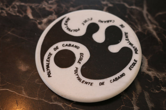 Vtg button pinback Macaron Souvenir polyvalente de Cabano école Qc