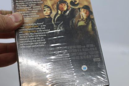 Sky Captain and the World of Tomorrow VHS Vintage movie Tape Sealed