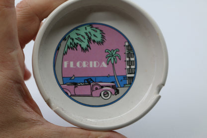Collectible LIFE'S in pink FLORIDA Travel Souvenir Ashtray 1993 Excellent