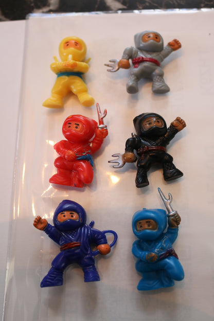 Lot of 6 pocket Ninja Toys Action Figures 1 Inch Tall Small Mini Vintage #1