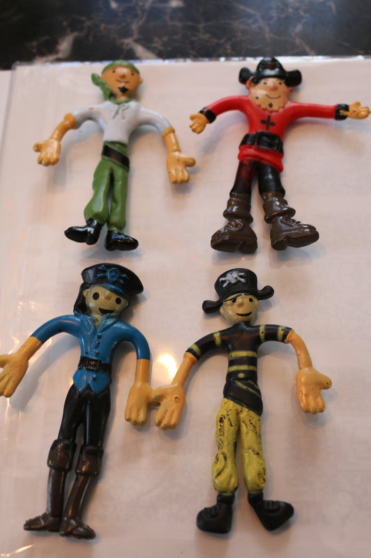 ArtCreativity Bendable Pirate Figures, Set of 4 Flexible Men, Birthday Party #2