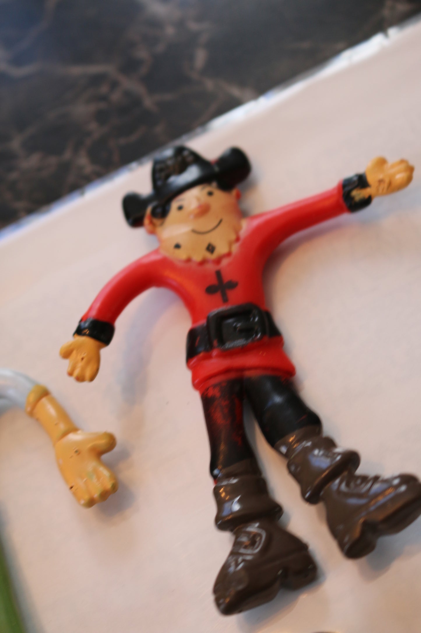 ArtCreativity Bendable Pirate Figures, Set of 4 Flexible Men, Birthday Party #2