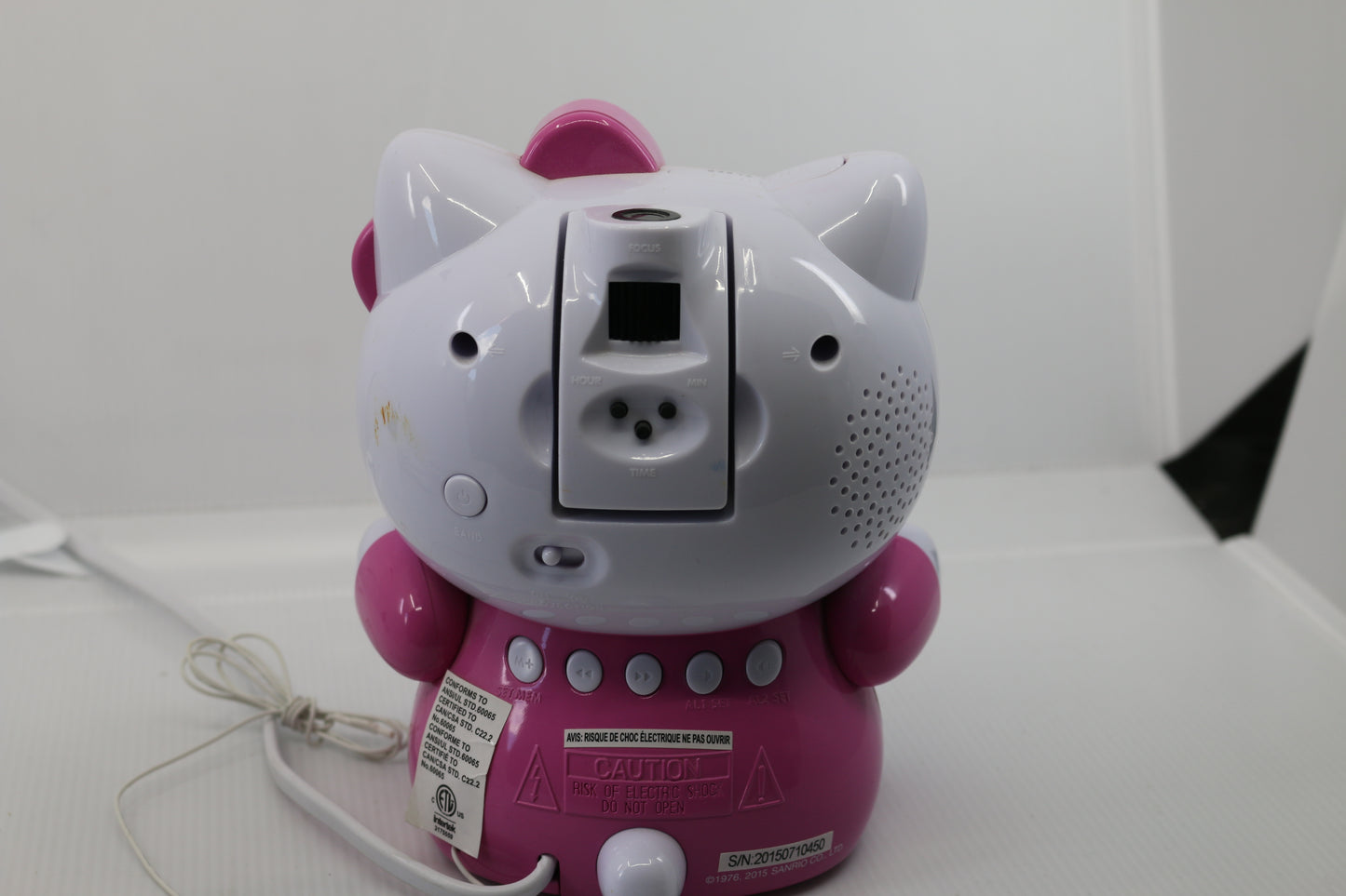 Hello Kitty Projector Alarm Clock AM / FM Radio - KT2064 - Red LED Projection
