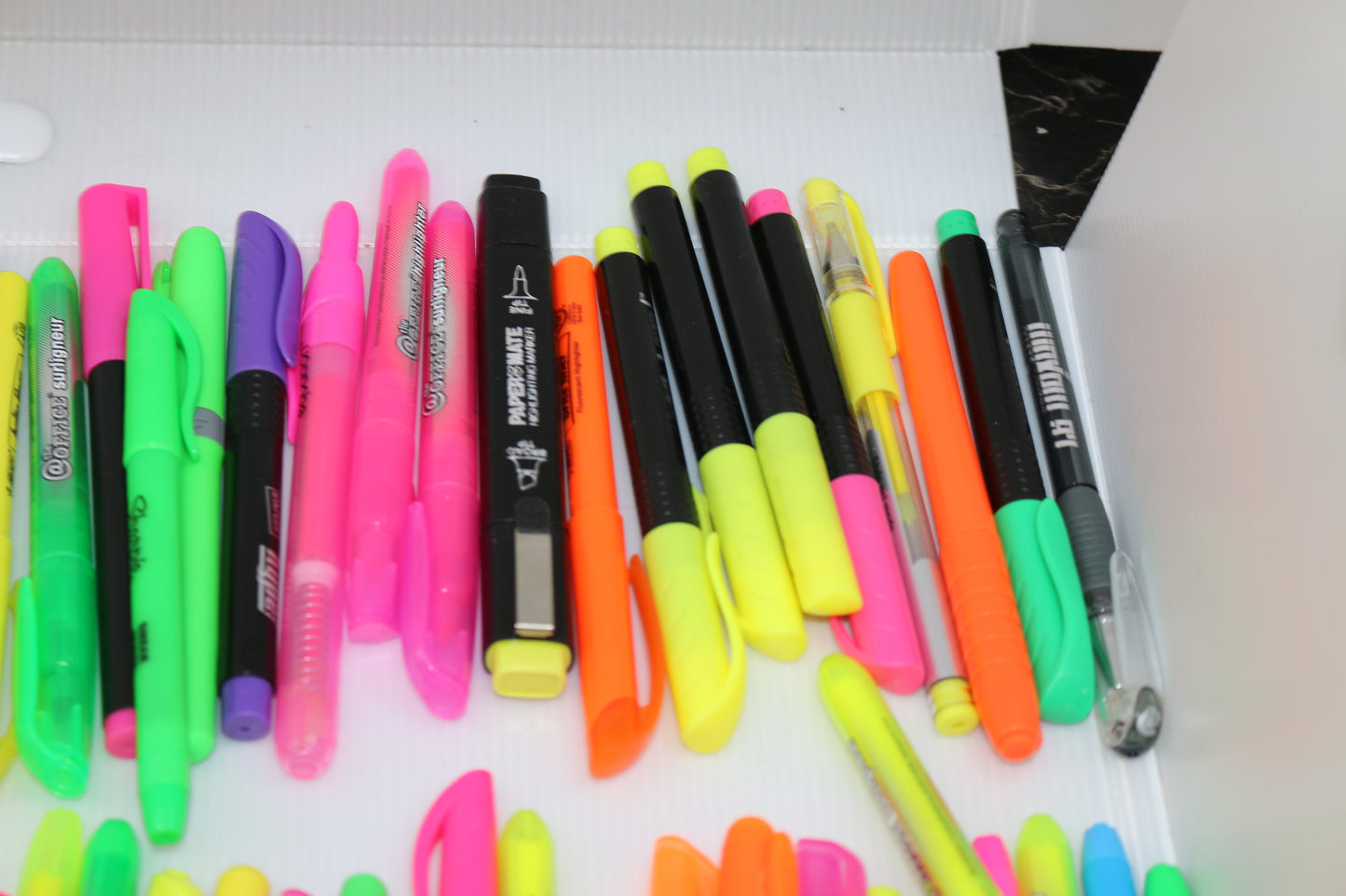 Huge lot Bulk Sharpie Marker stadtler bic Fluorescent YELLOW Highlighter