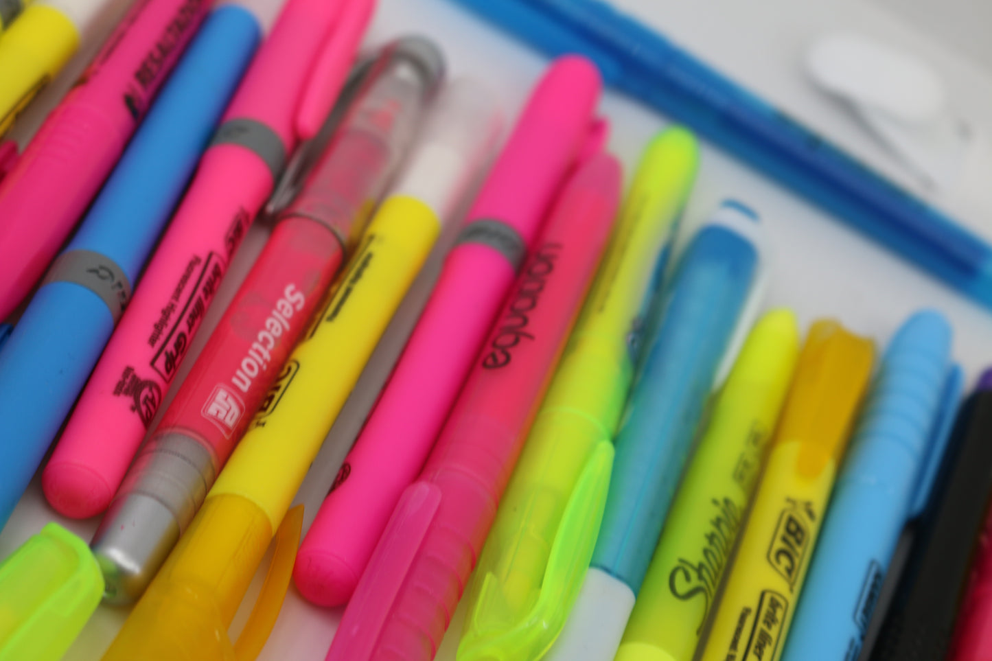 Huge lot Bulk Sharpie Marker stadtler bic Fluorescent YELLOW Highlighter