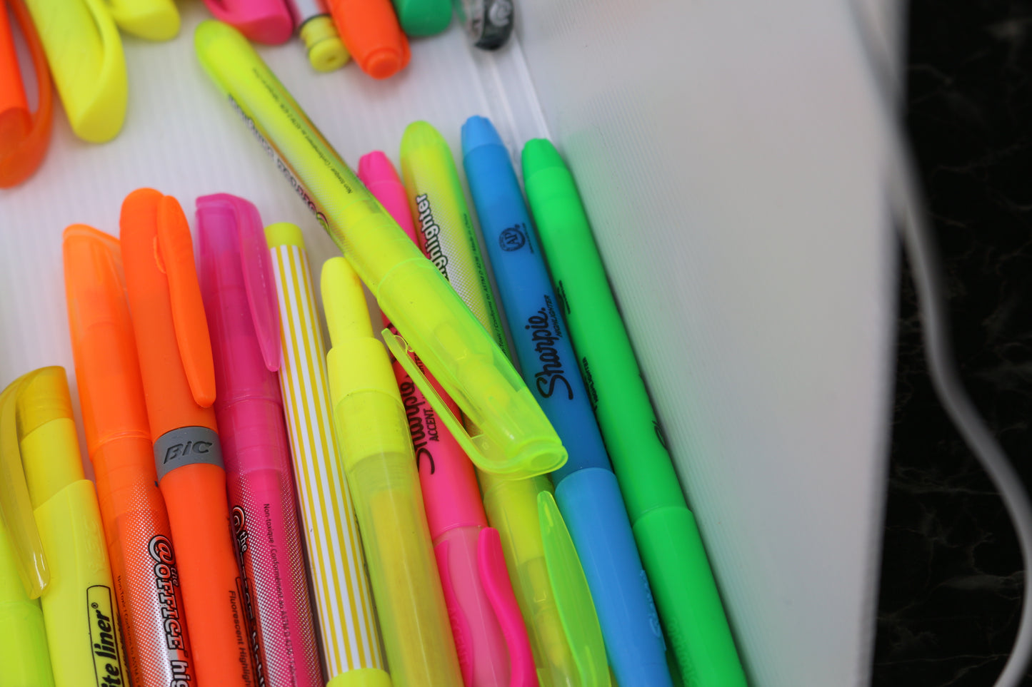 Huge lot Bulk Sharpie Marker stadtler bic Fluorescent YELLOW Highlighter