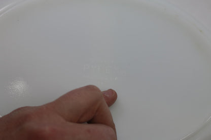 Vintage 1960's Pyrex Royal Wheat 1.5 qt. Divided Casserole Dish Oval WITH Lid