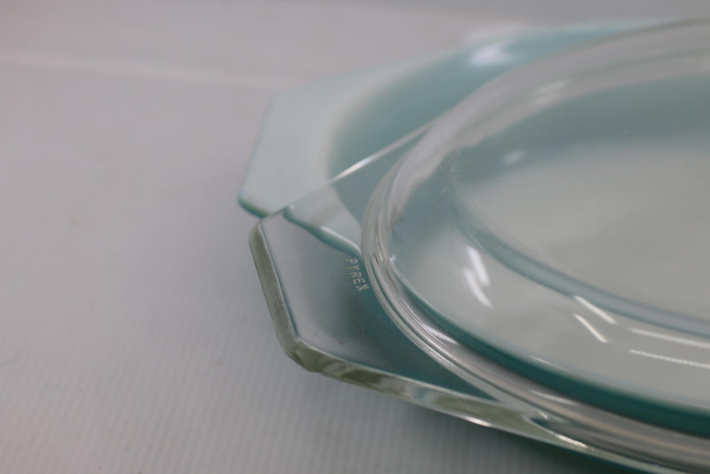 Vintage Pyrex 1.5 Qt Turquoise Blue Oval Casserole Dish WITH Lid USA Mid Century