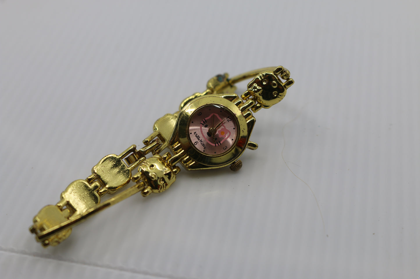 Hello kitty vtg bracelet watch Vintage golden wirstwatch stainless steel