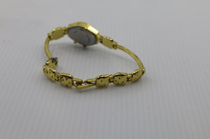 Hello kitty vtg bracelet watch Vintage golden wirstwatch stainless steel