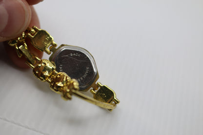 Hello kitty vtg bracelet watch Vintage golden wirstwatch stainless steel