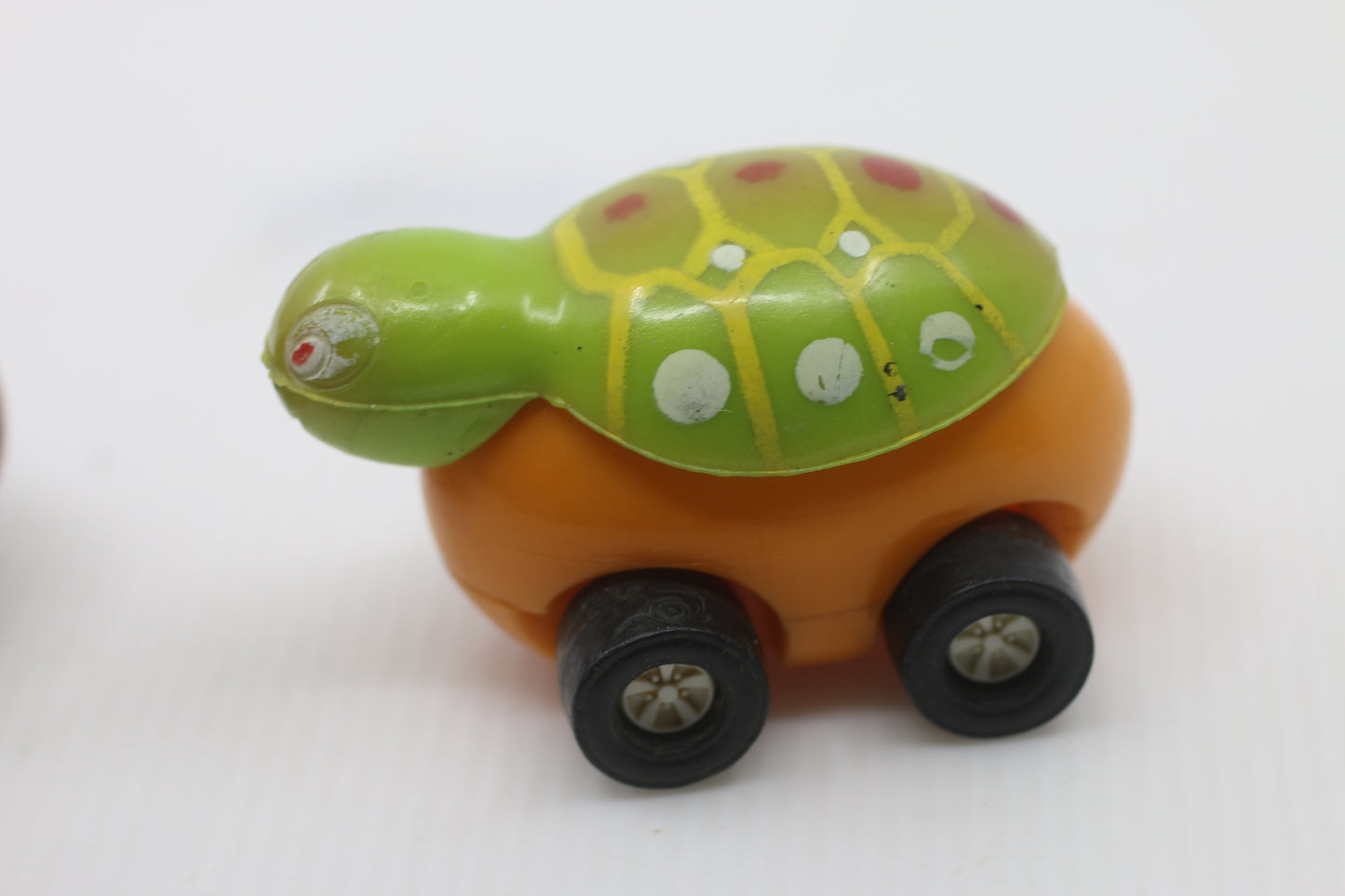 Vintage 70s 1970 Gigglers Tonka Egg Shaped Turtle Kid's Toy Car Collectible