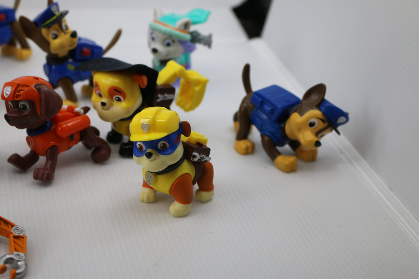 PAW PATROL ACTION FIGURES LOT Toys PVC Figurines Puppy Dog MOVING PARTS Jointed