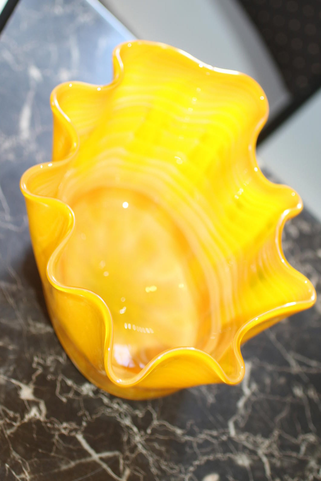 Vintage Hand-Blown Art Glass Bowl – Amber Yellow Swirl – Ruffled Edge