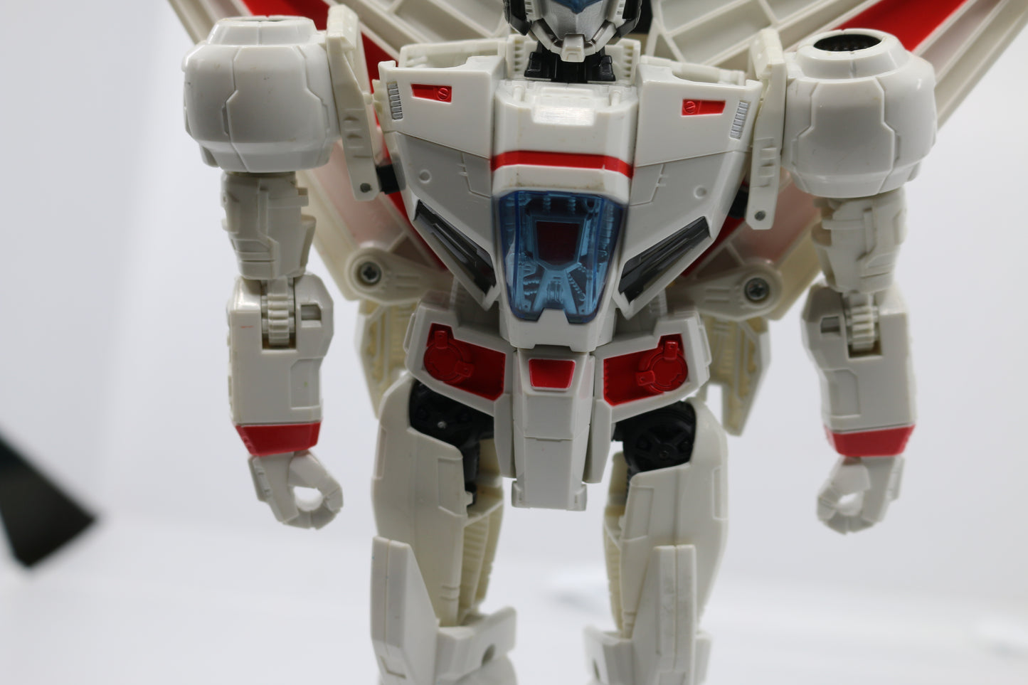 Transformers Generations Thrilling 30th Leader Class Jetfire Action Figure Used