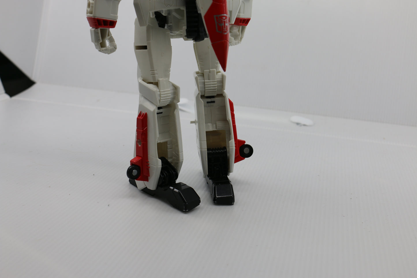 Transformers Generations Thrilling 30th Leader Class Jetfire Action Figure Used