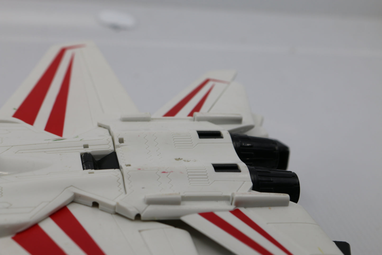 Transformers Generations Thrilling 30th Leader Class Jetfire Action Figure Used