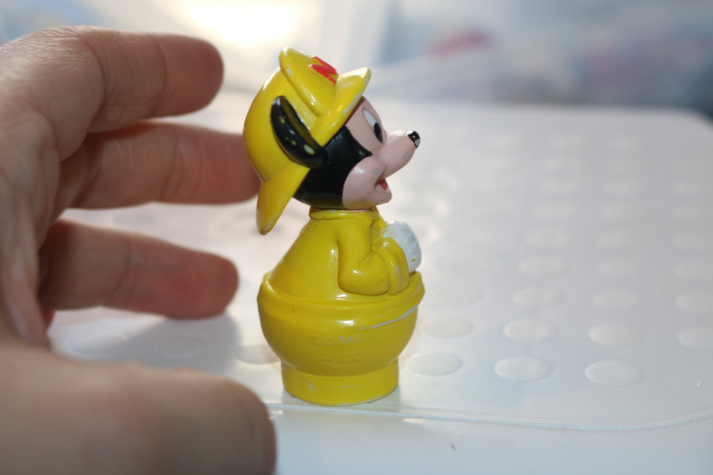 Vintage Disney Arco Play  Fighter fighter Mickey Mouse 1986 figure yellow