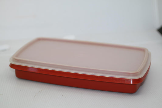 Vintage Tupperware 816 Bacon Deli Meat/Cheese Container w/Lid in Paprika Red