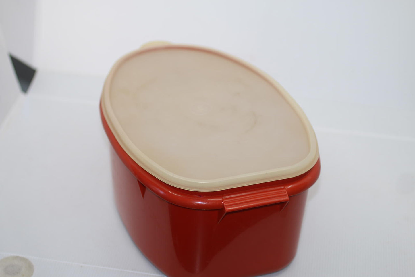 VTG TUPPERWARE 3-Pc Red Ham Roast Keeper w/ Removable Insert 488-4 506-5 487-1