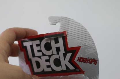 New Tech Deck 4 Pack Hook-Ups Skateboards Fingerboards Anime Girl Robot