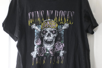 Guns N Roses 1988 Tour Skull Tee Black bLACK T-SHIRT
