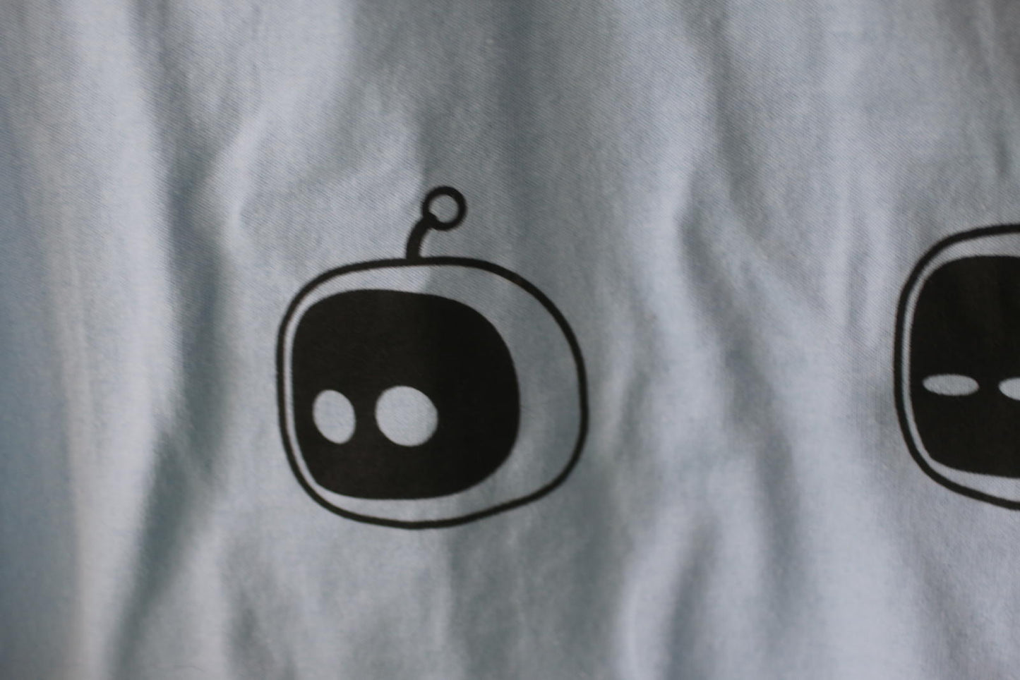 Official Astro Bot Blue Graphic T-Shirt Medium PlayStation