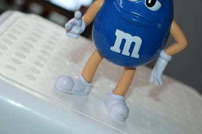 M&M's Character Case 2022 blue empty Candy Dispenser 5" figure toy