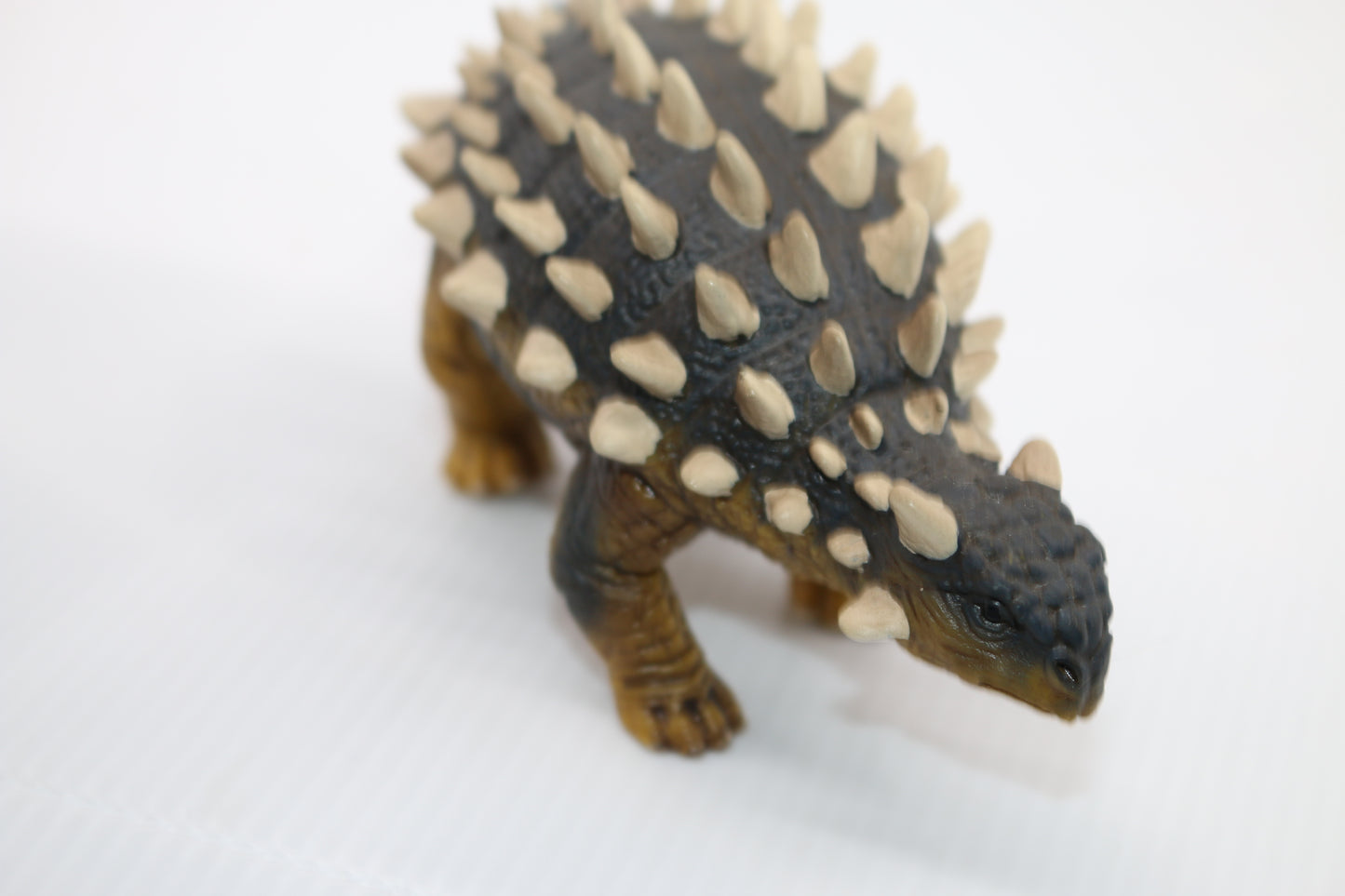 Schleich Saichania Dinosaur Figure Toy Prehistoric Collectible Ankylosaurus 2011