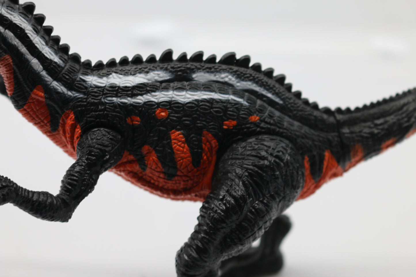 Chap Mei Toys R Us Suchomimus Dinosaur Action Figure Orange & Black 7” Tall