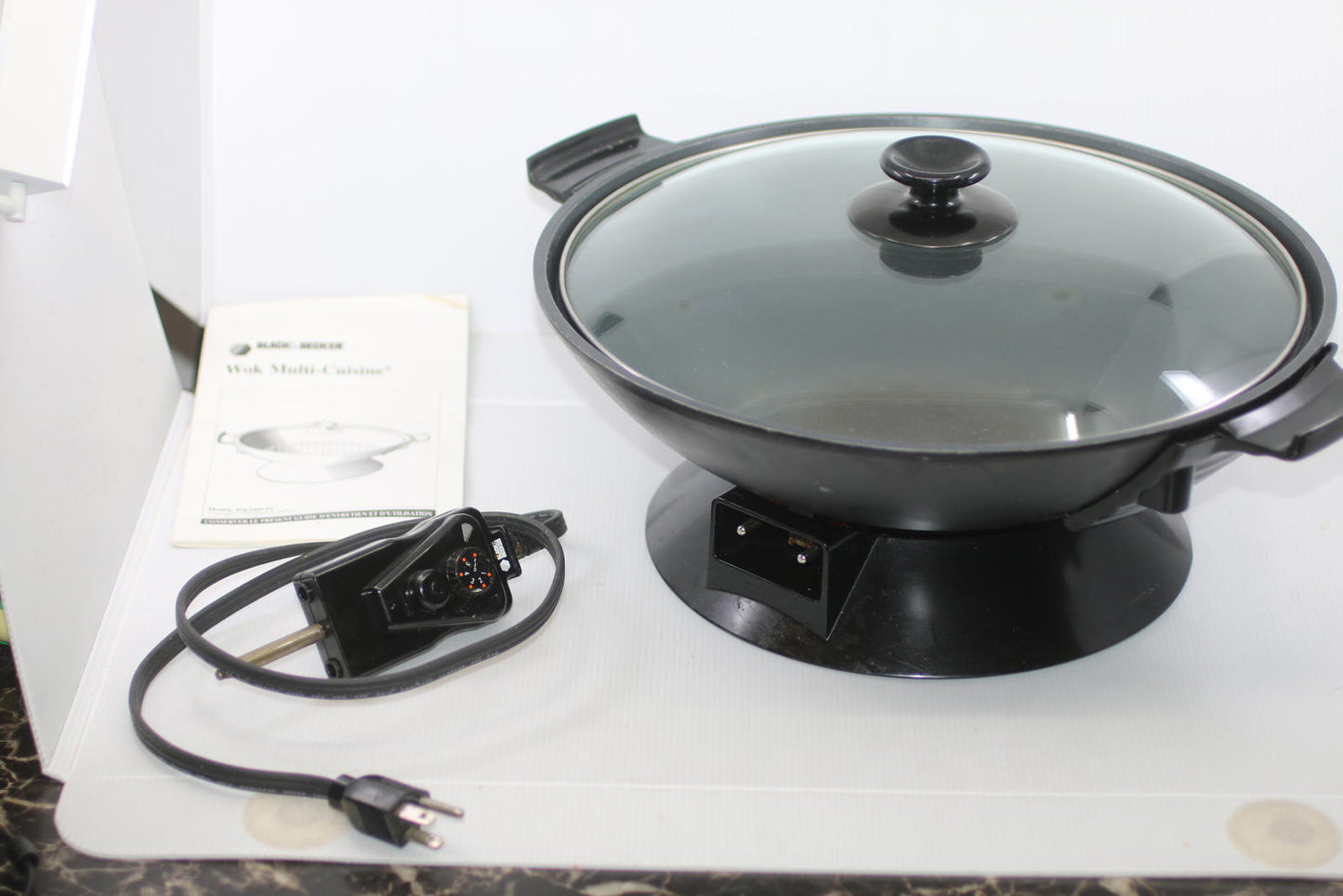 Black&Decker Wok Multi-Cuisine WK1000-04 Electric Wok 1500W Glass Lid W/ Manual