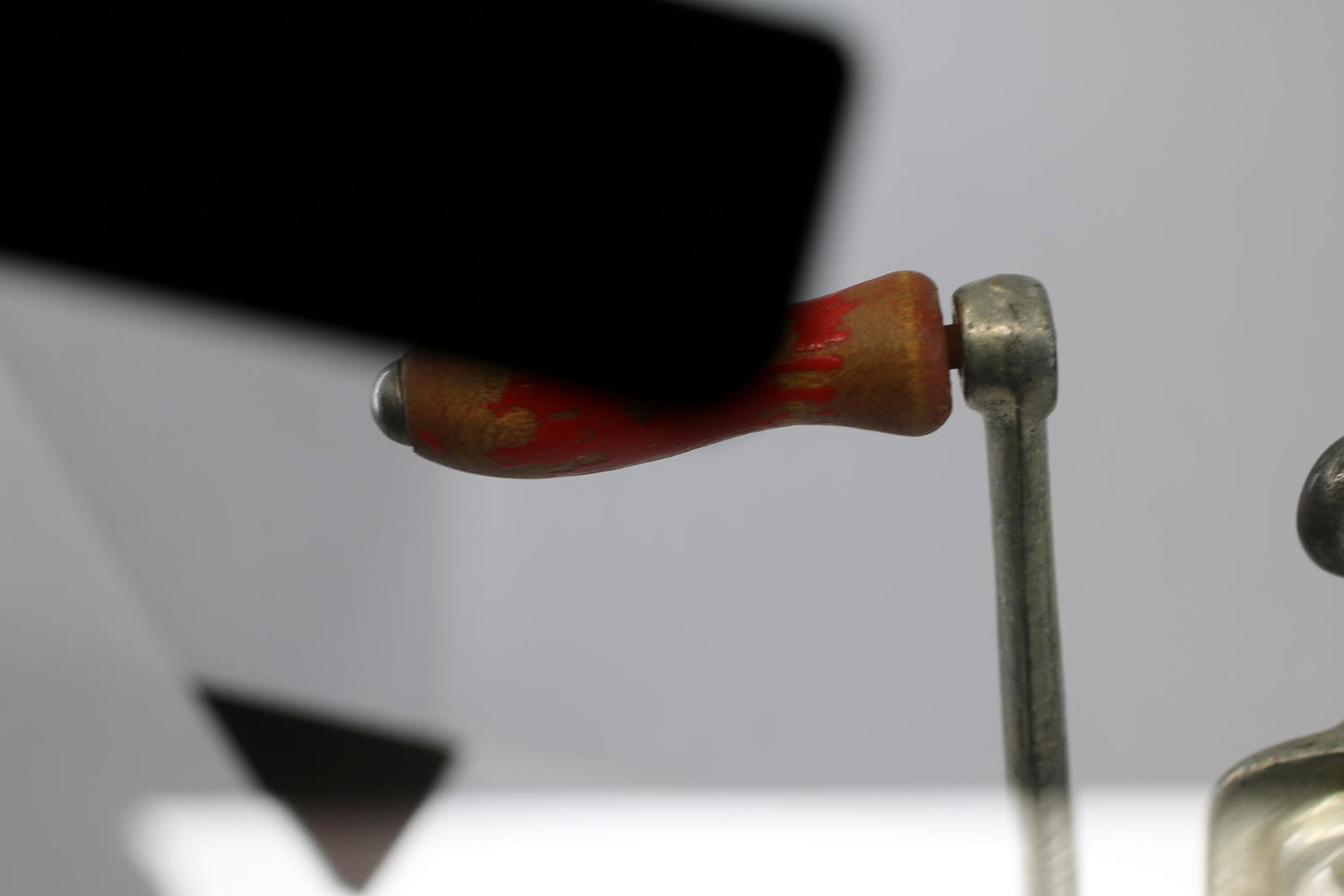 Vintage Harper “Beatrice” Manual Meat Grinder No. 381 England Metal Clamp Style