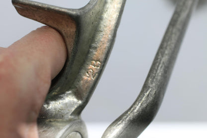 Vintage Harper “Beatrice” Manual Meat Grinder No. 381 England Metal Clamp Style