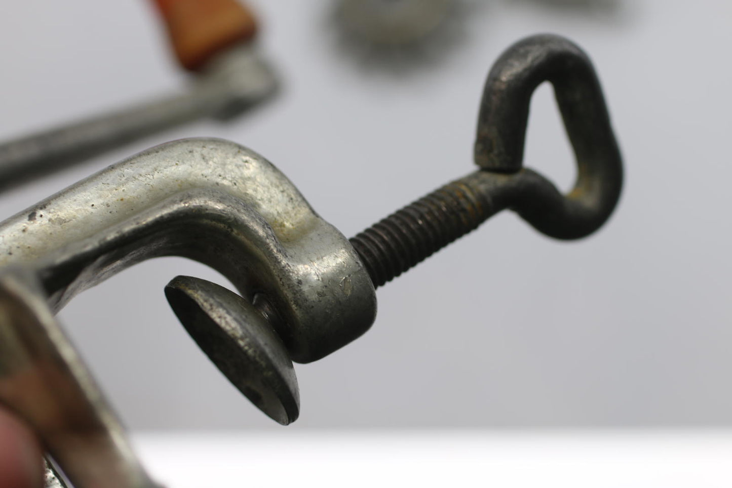 Vintage Harper “Beatrice” Manual Meat Grinder No. 381 England Metal Clamp Style