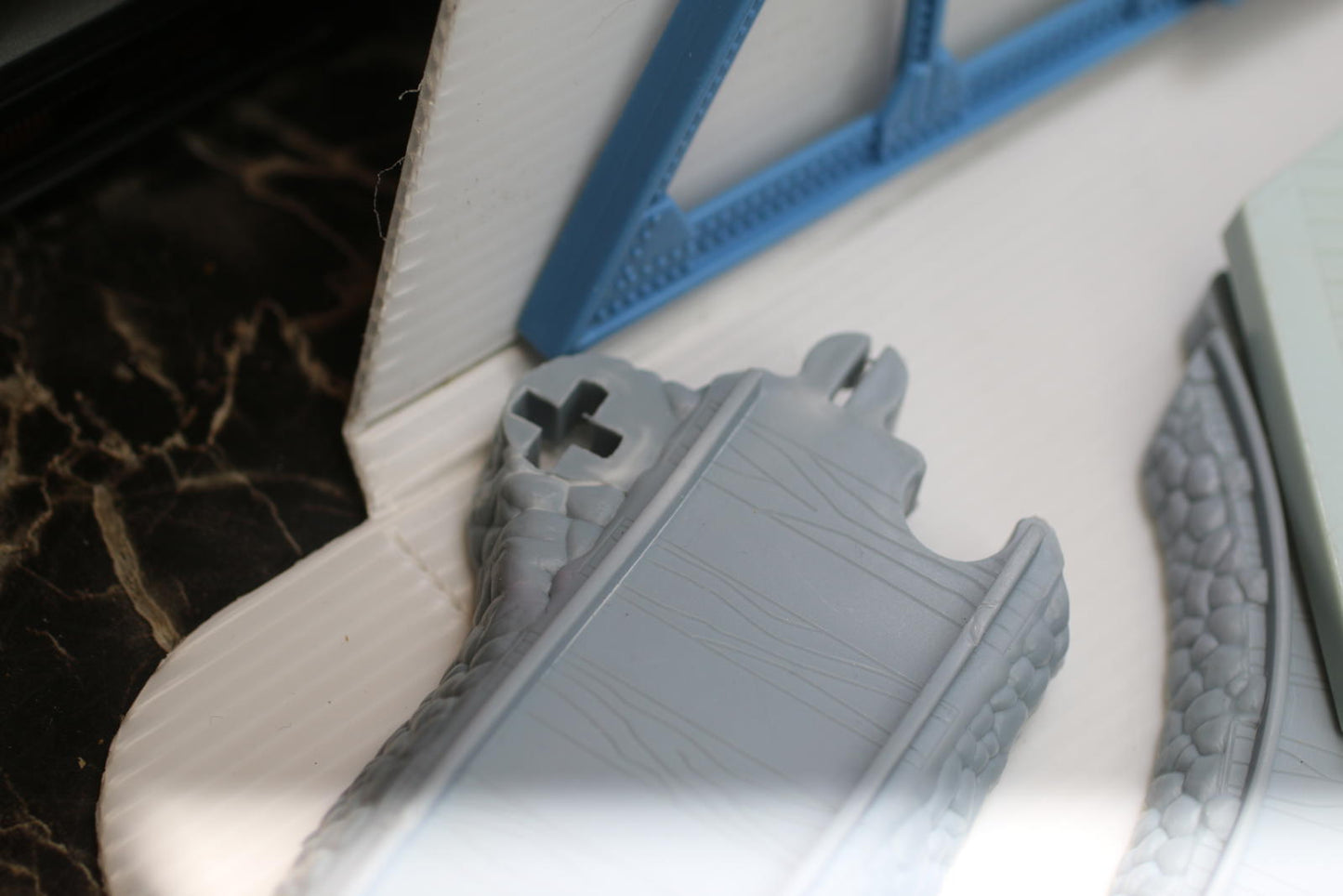 Thomas & Friends TrackMaster Train Track Set with Engine Shed