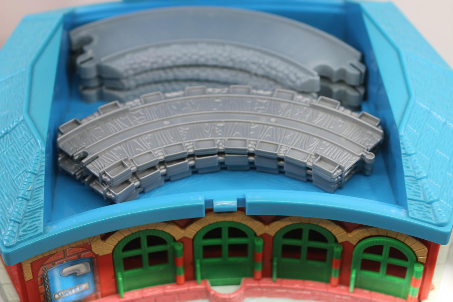 Thomas & Friends TrackMaster Train Track Set with Engine Shed