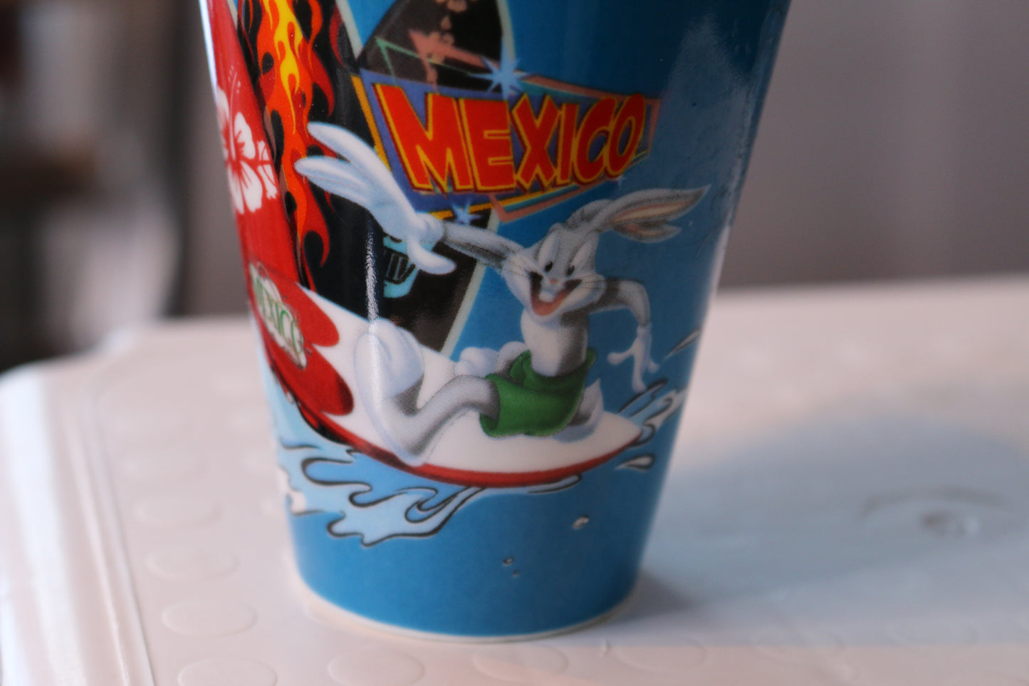 ceramic mug looney tunes mexico Surf travel folgado 2011 (s11) Bugs Bunny