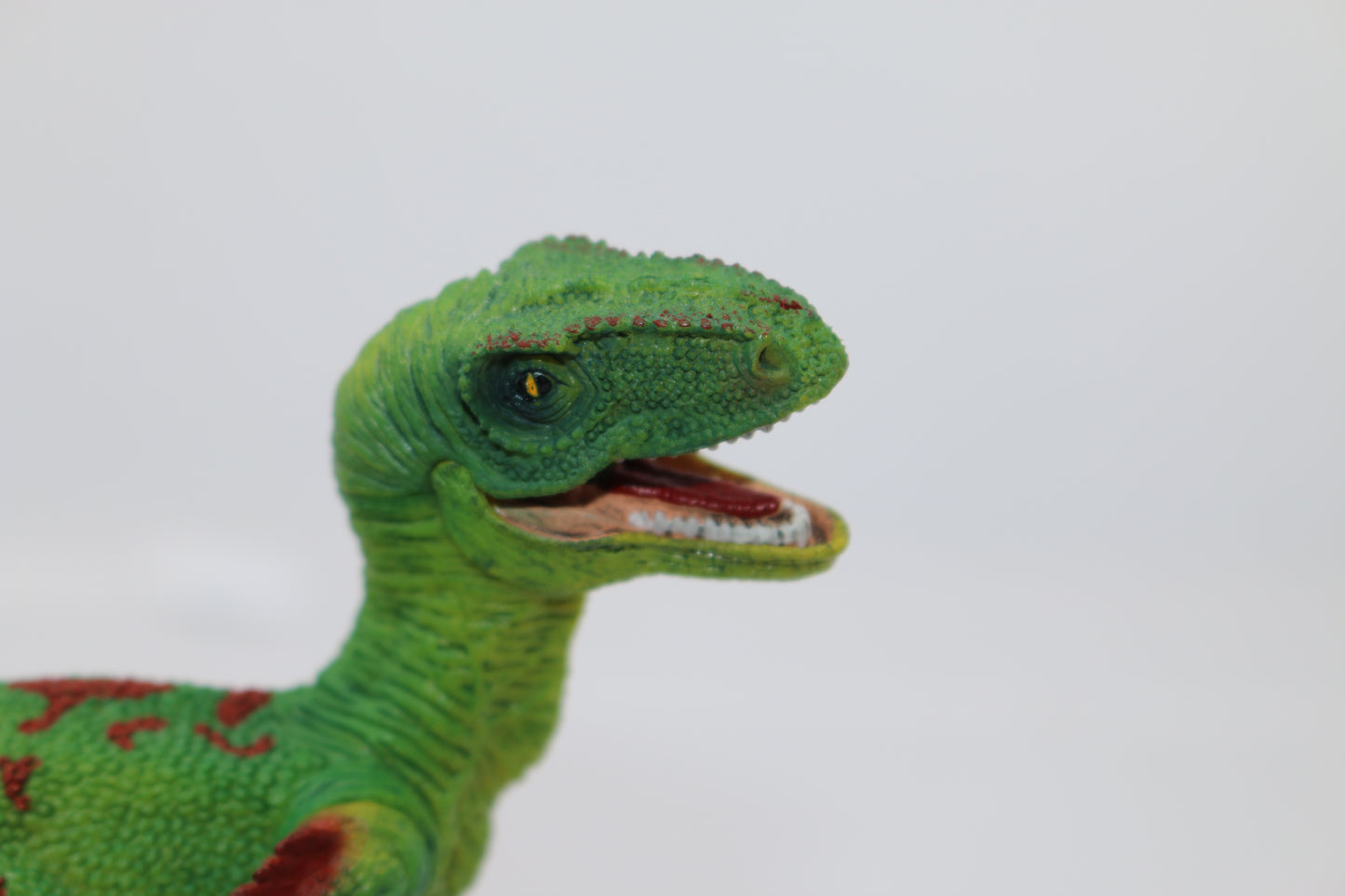 Schleich Green Velociraptor Raptor Dinosaur action Figure Toy Jurassic 6” Tall